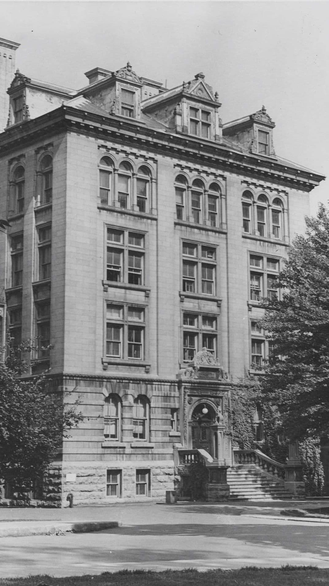 Rayside Labossière Architecture et urbanisme Fondation en 1972